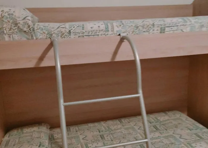 Bright Flat With Shared Garden *